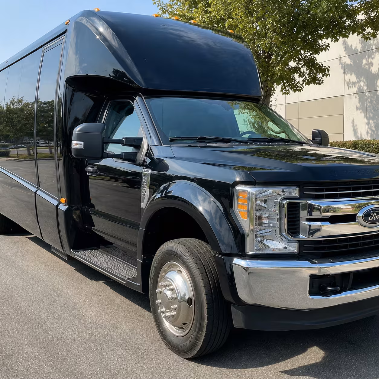 18 passenger minibus