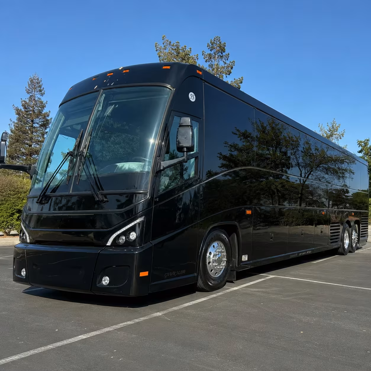 multi shift bus rentals for warwick healthcare and manufacturing