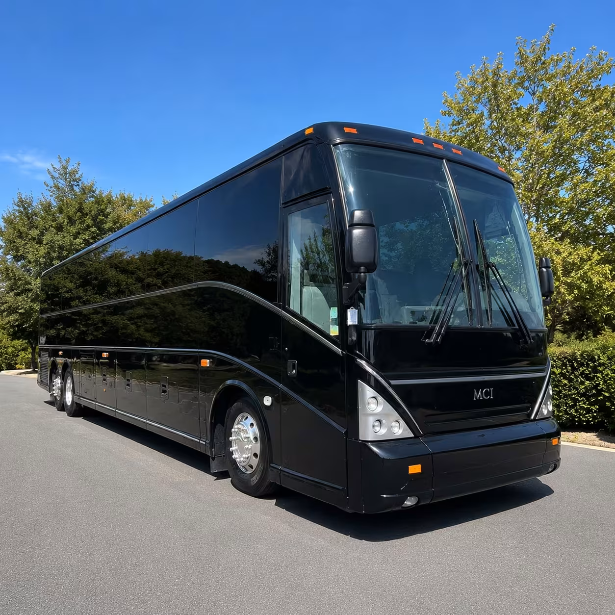 warwick charter bus rental exterior